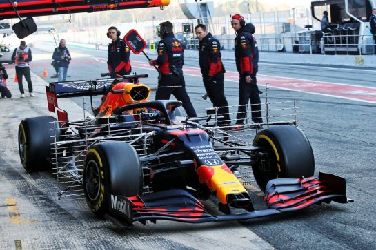 Alexander Albon (THA) Red Bull Racing RB16.
20.02.2020. Formula One Testing, Day Two, Barcelona, Spain. Thursday.
- www.xpbimages.com, EMail: requests@xpbimages.com © Copyright: Batchelor / XPB Images
