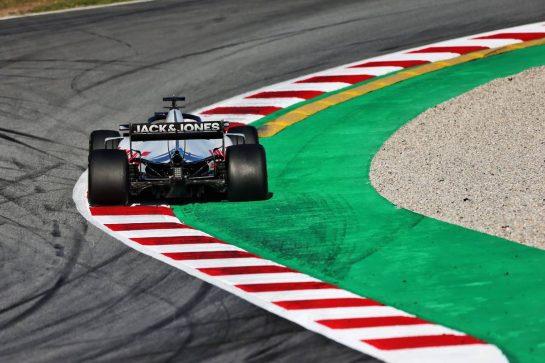 Romain Grosjean (FRA) Haas F1 Team VF-20.
20.02.2020. Formula One Testing, Day Two, Barcelona, Spain. Thursday.
- www.xpbimages.com, EMail: requests@xpbimages.com © Copyright: Moy / XPB Images