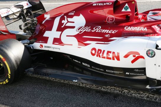 Alfa Romeo Racing C39.Engine cover and floor.
20.02.2020. Formula One Testing, Day Two, Barcelona, Spain. Thursday.
- www.xpbimages.com, EMail: requests@xpbimages.com © Copyright: Batchelor / XPB Images