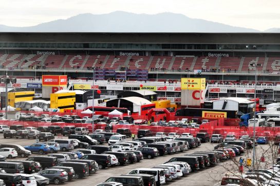 Paddock atmosphere.
27.02.2020. Formula One Testing, Day Two, Barcelona, Spain. Thursday.
- www.xpbimages.com, EMail: requests@xpbimages.com © Copyright: Moy / XPB Images
