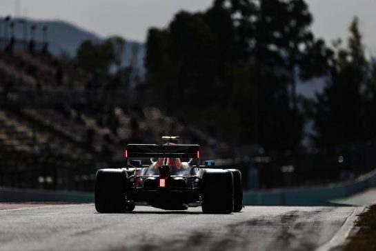 Alexander Albon (THA), Red Bull Racing 
27.02.2020. Formula One Testing, Day Two, Barcelona, Spain. Thursday.
- www.xpbimages.com, EMail: requests@xpbimages.com © Copyright: Charniaux / XPB Images