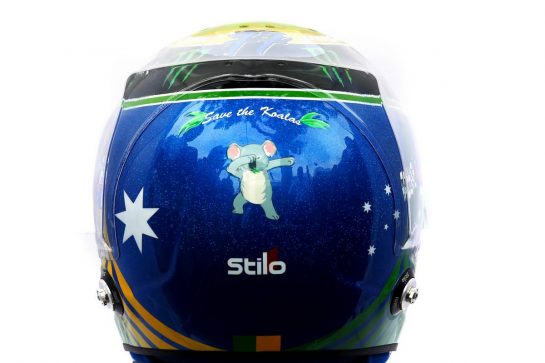 The Australian GP helmet of Valtteri Bottas (FIN) Mercedes AMG F1.
12.03.2020. Formula 1 World Championship, Rd 1, Australian Grand Prix, Albert Park, Melbourne, Australia, Preparation Day.
- www.xpbimages.com, EMail: requests@xpbimages.com © Copyright: Batchelor / XPB Images