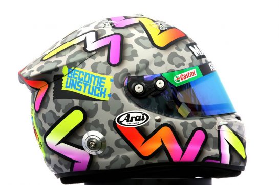 The helmet of Daniel Ricciardo (AUS) Renault F1 Team.
12.03.2020. Formula 1 World Championship, Rd 1, Australian Grand Prix, Albert Park, Melbourne, Australia, Preparation Day.
- www.xpbimages.com, EMail: requests@xpbimages.com © Copyright: Batchelor / XPB Images