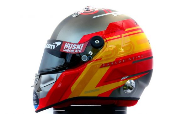 The helmet of Carlos Sainz Jr (ESP) McLaren.
12.03.2020. Formula 1 World Championship, Rd 1, Australian Grand Prix, Albert Park, Melbourne, Australia, Preparation Day.
- www.xpbimages.com, EMail: requests@xpbimages.com © Copyright: Batchelor / XPB Images