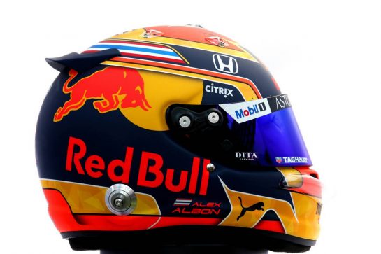 The helmet of Alexander Albon (THA) Red Bull Racing.
12.03.2020. Formula 1 World Championship, Rd 1, Australian Grand Prix, Albert Park, Melbourne, Australia, Preparation Day.
- www.xpbimages.com, EMail: requests@xpbimages.com © Copyright: Batchelor / XPB Images