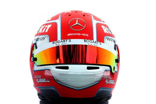 The helmet of George Russell (GBR) Williams Racing.
12.03.2020. Formula 1 World Championship, Rd 1, Australian Grand Prix, Albert Park, Melbourne, Australia, Preparation Day.
- www.xpbimages.com, EMail: requests@xpbimages.com © Copyright: Batchelor / XPB Images