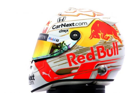 The helmet of Max Verstappen (NLD) Red Bull Racing.
12.03.2020. Formula 1 World Championship, Rd 1, Australian Grand Prix, Albert Park, Melbourne, Australia, Preparation Day.
- www.xpbimages.com, EMail: requests@xpbimages.com © Copyright: Batchelor / XPB Images