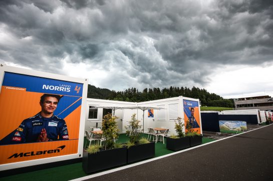 Paddock atmosphere - McLaren.
01.07.2020. Formula 1 World Championship, Rd 1, Austrian Grand Prix, Spielberg, Austria, Preparation Day.
- www.xpbimages.com, EMail: requests@xpbimages.com © Copyright: Moy / XPB Images
