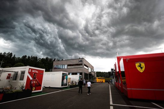 Paddock atmosphere - McLaren.
01.07.2020. Formula 1 World Championship, Rd 1, Austrian Grand Prix, Spielberg, Austria, Preparation Day.
- www.xpbimages.com, EMail: requests@xpbimages.com © Copyright: Moy / XPB Images