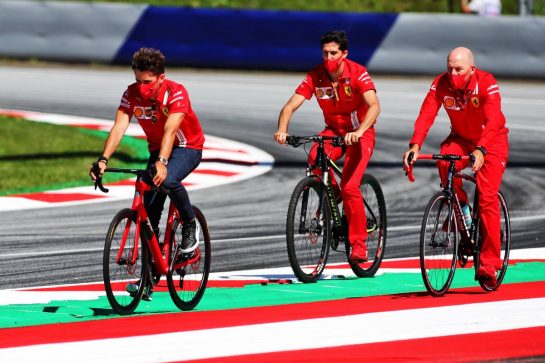 Charles Leclerc (MON) Ferrari rides the circuit with the team.
02.07.2020. Formula 1 World Championship, Rd 1, Austrian Grand Prix, Spielberg, Austria, Preparation Day.
- www.xpbimages.com, EMail: requests@xpbimages.com © Copyright: Batchelor / XPB Images