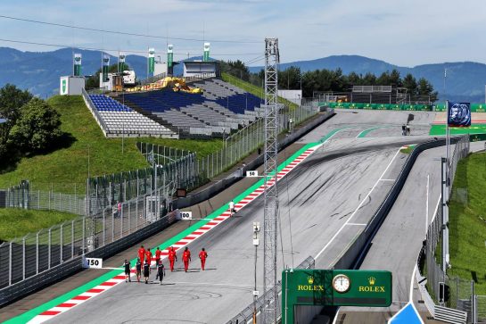 Circuit atmosphere  - Ferrari team walk the circuit.
02.07.2020. Formula 1 World Championship, Rd 1, Austrian Grand Prix, Spielberg, Austria, Preparation Day.
- www.xpbimages.com, EMail: requests@xpbimages.com © Copyright: Moy / XPB Images