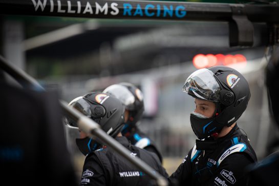 Williams Racing practices a pit stop.
02.07.2020. Formula 1 World Championship, Rd 1, Austrian Grand Prix, Spielberg, Austria, Preparation Day.
- www.xpbimages.com, EMail: requests@xpbimages.com © Copyright: Bearne / XPB Images