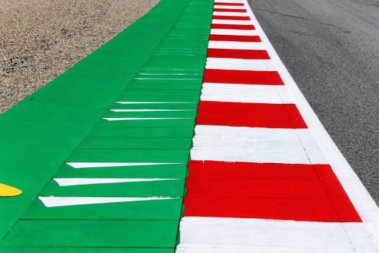 Circuit atmosphere - kerb detail.
02.07.2020. Formula 1 World Championship, Rd 1, Austrian Grand Prix, Spielberg, Austria, Preparation Day.
- www.xpbimages.com, EMail: requests@xpbimages.com © Copyright: Moy / XPB Images