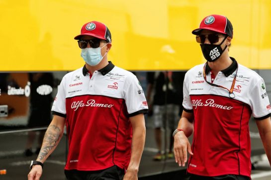 (L to R): Kimi Raikkonen (FIN) Alfa Romeo Racing with team mate Antonio Giovinazzi (ITA) Alfa Romeo Racing.
02.07.2020. Formula 1 World Championship, Rd 1, Austrian Grand Prix, Spielberg, Austria, Preparation Day.
- www.xpbimages.com, EMail: requests@xpbimages.com © Copyright: Moy / XPB Images