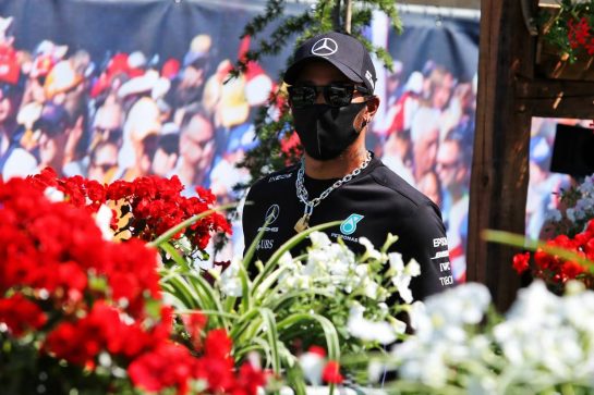 Lewis Hamilton (GBR) Mercedes AMG F1.
04.07.2020. Formula 1 World Championship, Rd 1, Austrian Grand Prix, Spielberg, Austria, Qualifying Day.
- www.xpbimages.com, EMail: requests@xpbimages.com © Copyright: Moy / XPB Images