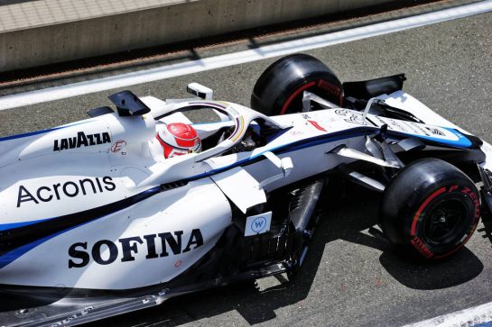 George Russell (GBR) Williams Racing FW43 in the pits.
04.07.2020. Formula 1 World Championship, Rd 1, Austrian Grand Prix, Spielberg, Austria, Qualifying Day.
- www.xpbimages.com, EMail: requests@xpbimages.com © Copyright: Bearne / XPB Images