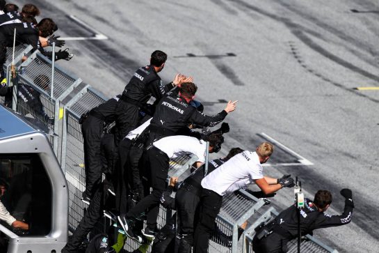 Mercedes AMG F1 celebrate victory for Valtteri Bottas (FIN) Mercedes AMG F1.
05.07.2020. Formula 1 World Championship, Rd 1, Austrian Grand Prix, Spielberg, Austria, Race Day.
- www.xpbimages.com, EMail: requests@xpbimages.com © Copyright: Moy / XPB Images