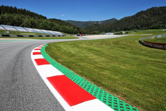 Circuit atmosphere.
09.07.2020. Formula 1 World Championship, Rd 2, Steiermark Grand Prix, Spielberg, Austria, Preparation Day.
- www.xpbimages.com, EMail: requests@xpbimages.com © Copyright: Moy / XPB Images