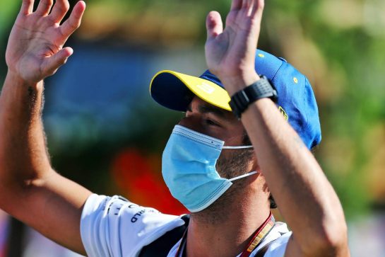 Daniel Ricciardo (AUS) Renault F1 Team.
10.07.2020. Formula 1 World Championship, Rd 2, Steiermark Grand Prix, Spielberg, Austria, Practice Day.
- www.xpbimages.com, EMail: requests@xpbimages.com © Copyright: Moy / XPB Images
