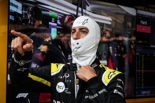 Daniel Ricciardo (AUS) Renault F1 Team RS20.
11.07.2020. Formula 1 World Championship, Rd 2, Steiermark Grand Prix, Spielberg, Austria, Qualifying Day.
- www.xpbimages.com, EMail: requests@xpbimages.com © Copyright: Moy / XPB Images