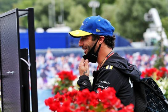 Daniel Ricciardo (AUS) Renault F1 Team.
12.07.2020. Formula 1 World Championship, Rd 2, Steiermark Grand Prix, Spielberg, Austria, Race Day.
- www.xpbimages.com, EMail: requests@xpbimages.com © Copyright: Moy / XPB Images