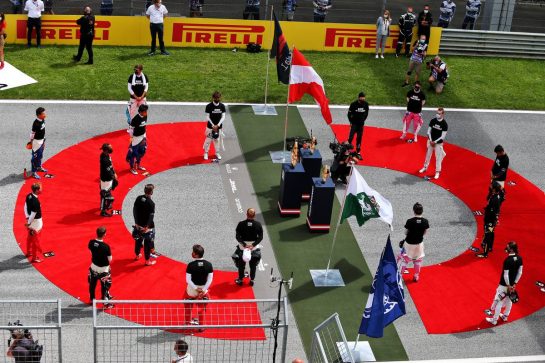 Drivers on the grid before the start of the race.
12.07.2020. Formula 1 World Championship, Rd 2, Steiermark Grand Prix, Spielberg, Austria, Race Day.
- www.xpbimages.com, EMail: requests@xpbimages.com © Copyright: Moy / XPB Images