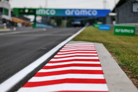 Circuit atmosphere - kerb detail.
16.07.2020. Formula 1 World Championship, Rd 3, Hungarian Grand Prix, Budapest, Hungary, Preparation Day.
- www.xpbimages.com, EMail: requests@xpbimages.com © Copyright: Moy / XPB Images