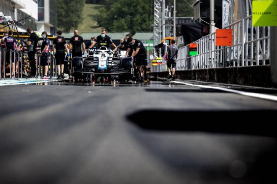 Williams Racing FW43 pushed down the pit lane.
16.07.2020. Formula 1 World Championship, Rd 3, Hungarian Grand Prix, Budapest, Hungary, Preparation Day.
- www.xpbimages.com, EMail: requests@xpbimages.com © Copyright: Bearne / XPB Images