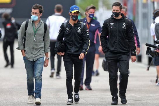 Daniel Ricciardo (AUS) Renault F1 Team.
17.07.2020. Formula 1 World Championship, Rd 3, Hungarian Grand Prix, Budapest, Hungary, Practice Day.
- www.xpbimages.com, EMail: requests@xpbimages.com © Copyright: Moy / XPB Images