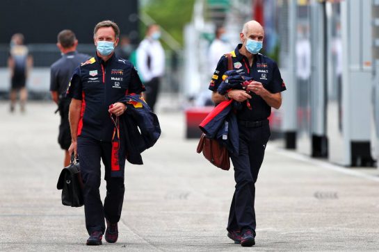 (L to R): Christian Horner (GBR) Red Bull Racing Team Principal with Adrian Newey (GBR) Red Bull Racing Chief Technical Officer.
17.07.2020. Formula 1 World Championship, Rd 3, Hungarian Grand Prix, Budapest, Hungary, Practice Day.
- www.xpbimages.com, EMail: requests@xpbimages.com © Copyright: Moy / XPB Images