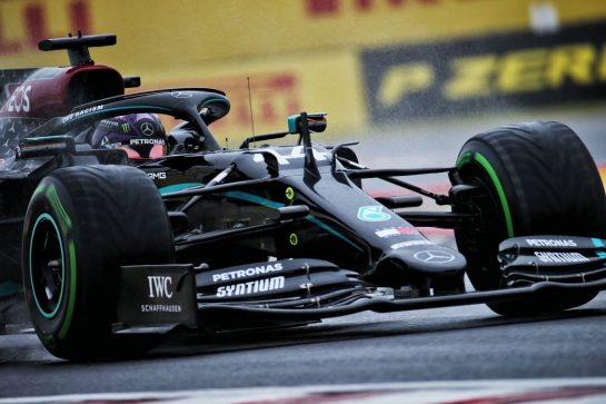 Lewis Hamilton (GBR) Mercedes AMG F1 W11.
17.07.2020. Formula 1 World Championship, Rd 3, Hungarian Grand Prix, Budapest, Hungary, Practice Day.
- www.xpbimages.com, EMail: requests@xpbimages.com © Copyright: Batchelor / XPB Images