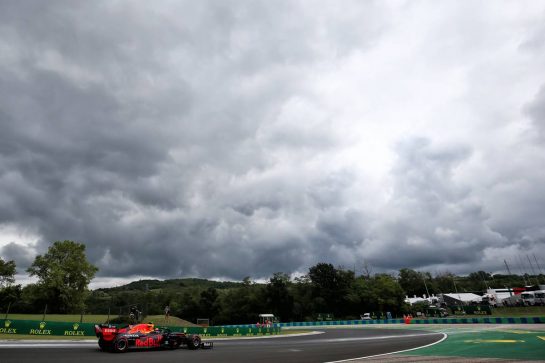 Alexander Albon (THA) Red Bull Racing RB16.
18.07.2020. Formula 1 World Championship, Rd 3, Hungarian Grand Prix, Budapest, Hungary, Qualifying Day.
- www.xpbimages.com, EMail: requests@xpbimages.com © Copyright: Charniaux / XPB Images