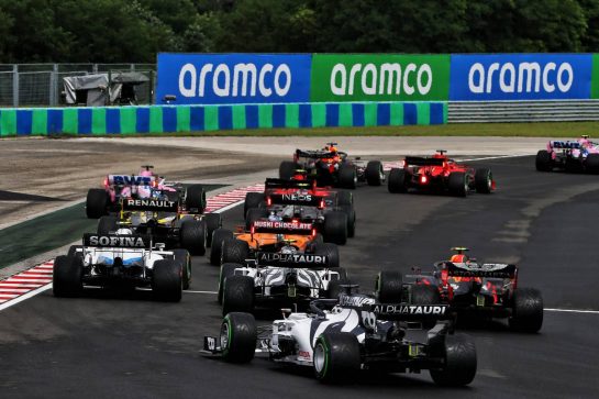 Daniil Kvyat (RUS) AlphaTauri AT01 at the start of the race.
19.07.2020. Formula 1 World Championship, Rd 3, Hungarian Grand Prix, Budapest, Hungary, Race Day.
- www.xpbimages.com, EMail: requests@xpbimages.com © Copyright: Batchelor / XPB Images
