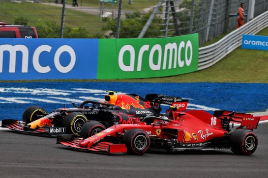 Charles Leclerc (MON) Ferrari SF1000 and Alexander Albon (THA) Red Bull Racing RB16 battle for position.
19.07.2020. Formula 1 World Championship, Rd 3, Hungarian Grand Prix, Budapest, Hungary, Race Day.
- www.xpbimages.com, EMail: requests@xpbimages.com © Copyright: Batchelor / XPB Images