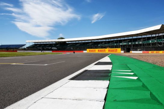 Circuit atmosphere - kerb detail.
30.07.2020. Formula 1 World Championship, Rd 4, British Grand Prix, Silverstone, England, Preparation Day.
- www.xpbimages.com, EMail: requests@xpbimages.com © Copyright: Batchelor / XPB Images
