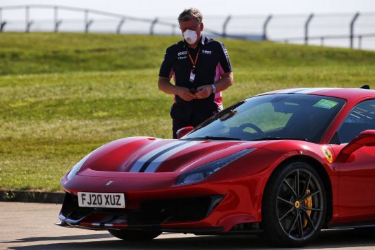 Otmar Szafnauer (USA) Racing Point F1 Team Principal and CEO.
31.07.2020. Formula 1 World Championship, Rd 4, British Grand Prix, Silverstone, England, Practice Day.
- www.xpbimages.com, EMail: requests@xpbimages.com © Copyright: Batchelor / XPB Images