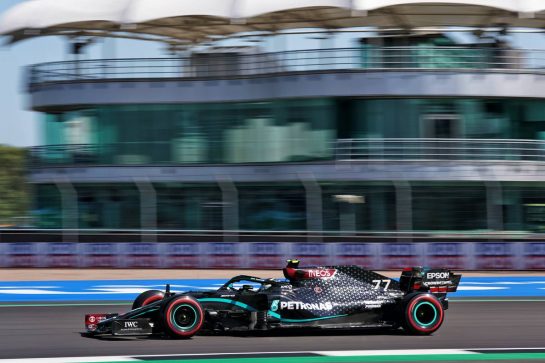 Valtteri Bottas (FIN) Mercedes AMG F1 W11.
31.07.2020. Formula 1 World Championship, Rd 4, British Grand Prix, Silverstone, England, Practice Day.
- www.xpbimages.com, EMail: requests@xpbimages.com © Copyright: Dungan / XPB Images