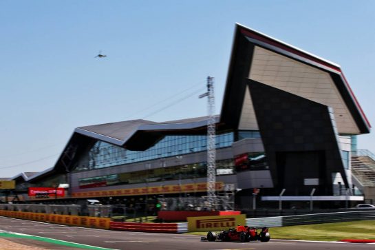 Alexander Albon (THA) Red Bull Racing RB16.
31.07.2020. Formula 1 World Championship, Rd 4, British Grand Prix, Silverstone, England, Practice Day.
- www.xpbimages.com, EMail: requests@xpbimages.com © Copyright: Batchelor / XPB Images