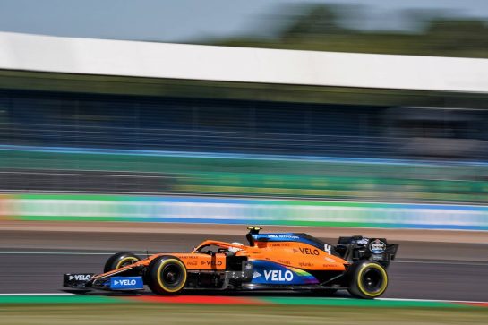 Lando Norris (GBR) McLaren MCL35.
31.07.2020. Formula 1 World Championship, Rd 4, British Grand Prix, Silverstone, England, Practice Day.
- www.xpbimages.com, EMail: requests@xpbimages.com © Copyright: Dungan / XPB Images