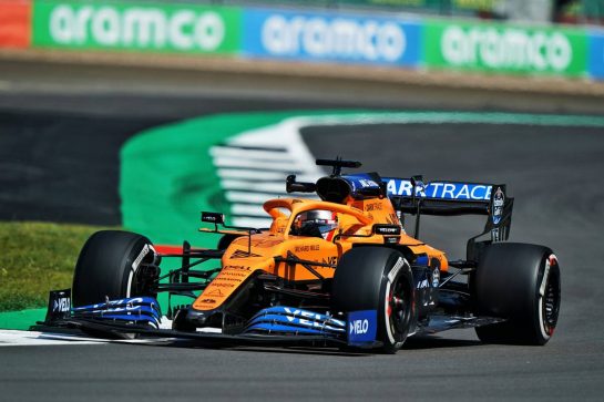 Carlos Sainz Jr (ESP) McLaren MCL35.
31.07.2020. Formula 1 World Championship, Rd 4, British Grand Prix, Silverstone, England, Practice Day.
- www.xpbimages.com, EMail: requests@xpbimages.com © Copyright: Dungan / XPB Images