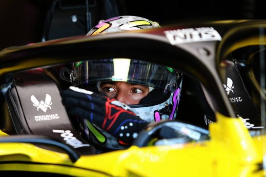 Daniel Ricciardo (AUS) Renault F1 Team RS20.
31.07.2020. Formula 1 World Championship, Rd 4, British Grand Prix, Silverstone, England, Practice Day.
- www.xpbimages.com, EMail: requests@xpbimages.com © Copyright: Moy / XPB Images
