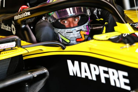 Daniel Ricciardo (AUS) Renault F1 Team RS20.
01.08.2020. Formula 1 World Championship, Rd 4, British Grand Prix, Silverstone, England, Qualifying Day.
- www.xpbimages.com, EMail: requests@xpbimages.com © Copyright: Moy / XPB Images
