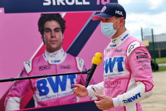 Nico Hulkenberg (GER) Racing Point F1 Team with the media.
01.08.2020. Formula 1 World Championship, Rd 4, British Grand Prix, Silverstone, England, Qualifying Day.
- www.xpbimages.com, EMail: requests@xpbimages.com © Copyright: Moy / XPB Images