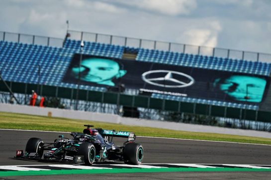 Lewis Hamilton (GBR) Mercedes AMG F1 W11.
02.08.2020. Formula 1 World Championship, Rd 4, British Grand Prix, Silverstone, England, Race Day.
- www.xpbimages.com, EMail: requests@xpbimages.com © Copyright: Dungan / XPB Images