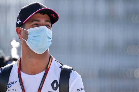 Daniel Ricciardo (AUS) Renault F1 Team.
07.08.2020. Formula 1 World Championship, Rd 5, 70th Anniversary Grand Prix, Silverstone, England, Practice Day.
- www.xpbimages.com, EMail: requests@xpbimages.com © Copyright: Batchelor / XPB Images