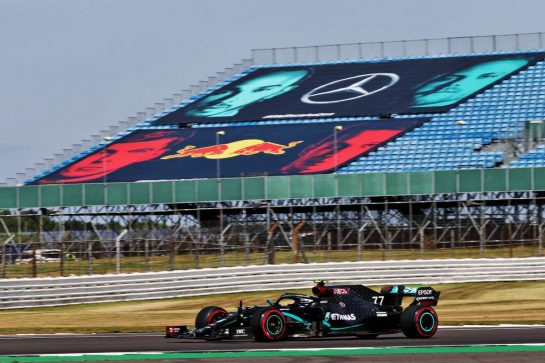 Valtteri Bottas (FIN) Mercedes AMG F1 W11.
08.08.2020. Formula 1 World Championship, Rd 5, 70th Anniversary Grand Prix, Silverstone, England, Qualifying Day.
- www.xpbimages.com, EMail: requests@xpbimages.com © Copyright: Batchelor / XPB Images