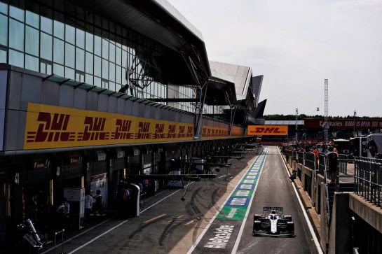 George Russell (GBR) Williams Racing FW43.
08.08.2020. Formula 1 World Championship, Rd 5, 70th Anniversary Grand Prix, Silverstone, England, Qualifying Day.
- www.xpbimages.com, EMail: requests@xpbimages.com © Copyright: Dungan / XPB Images