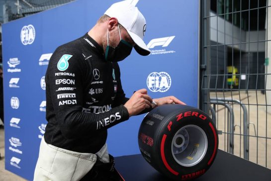 Valtteri Bottas (FIN) Mercedes AMG F1 W11.
08.08.2020. Formula 1 World Championship, Rd 5, 70th Anniversary Grand Prix, Silverstone, England, Qualifying Day.
- www.xpbimages.com, EMail: requests@xpbimages.com © Copyright: Batchelor / XPB Images