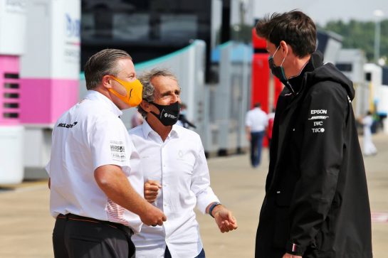 (L to R): Zak Brown (USA) McLaren Executive Director; Alain Prost (FRA) Renault F1 Team Non-Executive Director; and Toto Wolff (GER) Mercedes AMG F1 Shareholder and Executive Director.
09.08.2020. Formula 1 World Championship, Rd 5, 70th Anniversary Grand Prix, Silverstone, England, Race Day.
- www.xpbimages.com, EMail: requests@xpbimages.com © Copyright: Moy / XPB Images