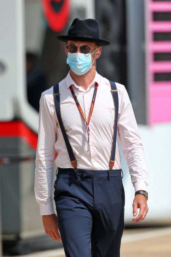 Jenson Button (GBR) Sky Sports F1 Presenter.
09.08.2020. Formula 1 World Championship, Rd 5, 70th Anniversary Grand Prix, Silverstone, England, Race Day.
- www.xpbimages.com, EMail: requests@xpbimages.com © Copyright: Moy / XPB Images